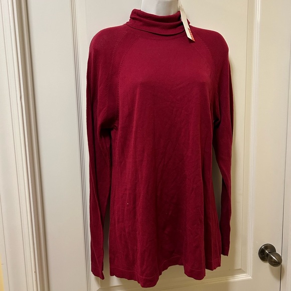 🐆3/$15 NWT Elle long sleeve turtle neck - Picture 2 of 8
